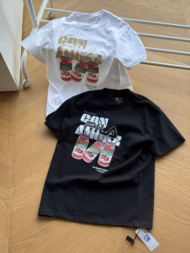 offers Fila beverage can printed logo cotton short-sleeved t-shirts. Unisex blac