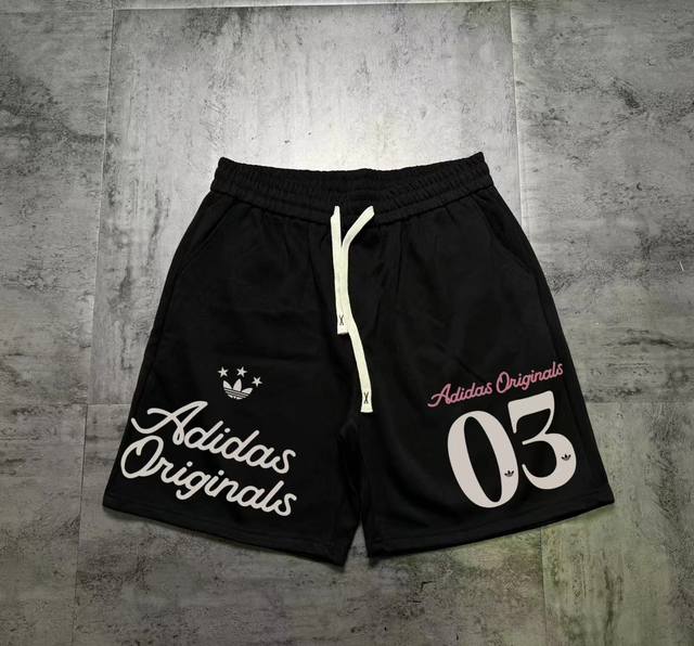 Adidas versatile casual sports couple shorts. Made of sports air layer fabric, b