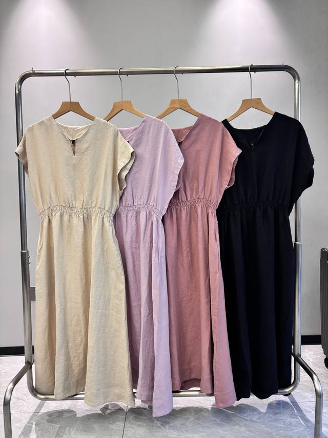 20s high-count, high-density hemp fabric is crafted with natural craftsmanship,