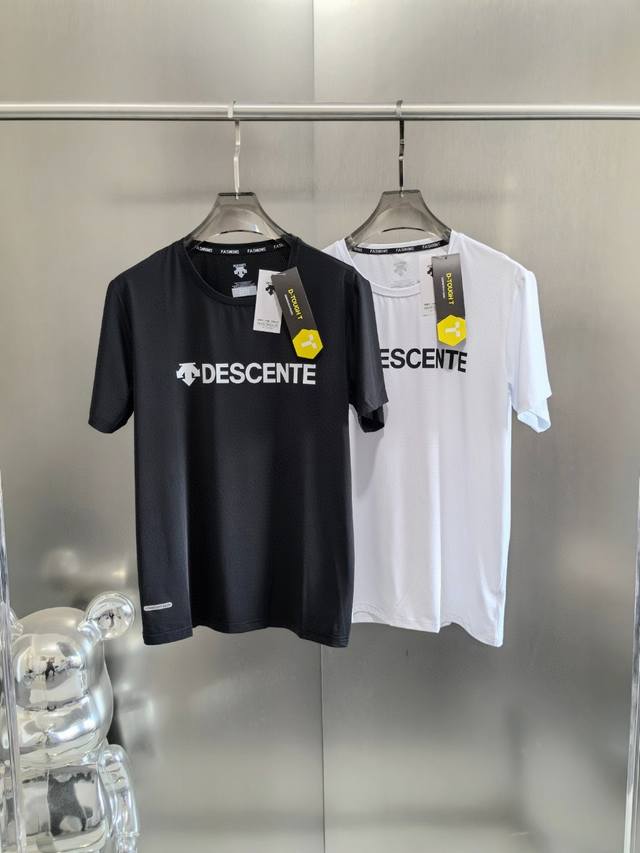 offers a pure, original version! A timeless style! Descente 25Ss casual, sporty,
