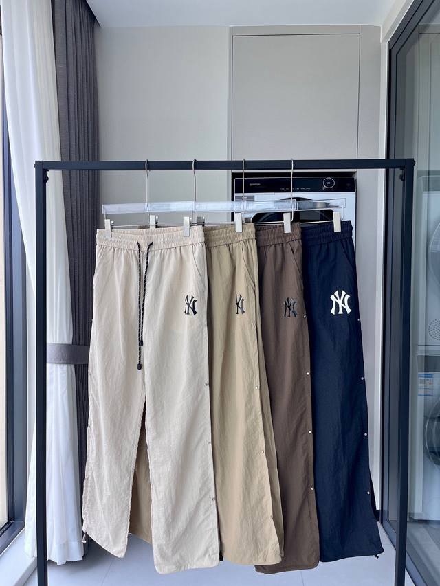 Mlb Yankee classic NY print workwear straight-leg pants, cropped pants, casual p