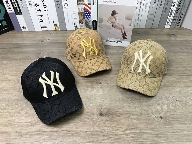 9679 GucciGucci joint Ny embroidered hard top baseball cap classic style men and