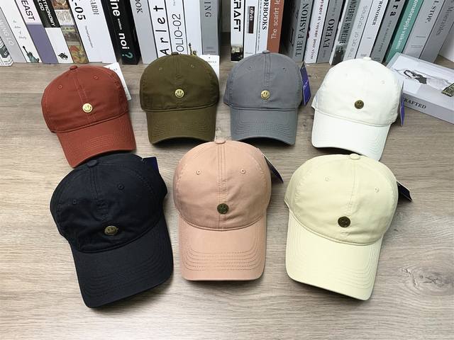 9633 Smiley simple soft top baseball cap casual duckbill cap for men and women a