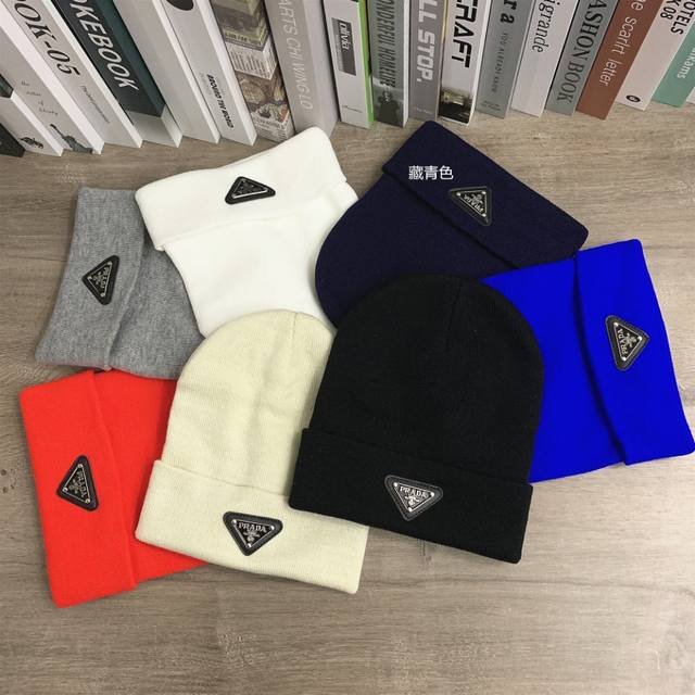 8724 Prada Prada wool hat men and women autumn and winter knitted hatOne size co