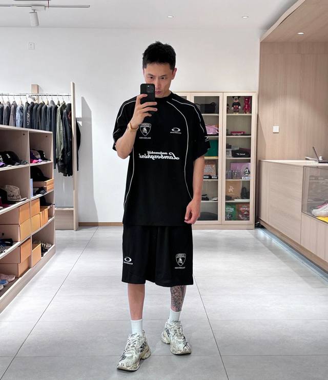 New Balenciaga x Automobili Lamborghini collaboration, plain mesh casual shorts