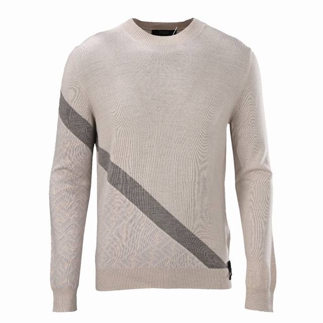 Fendi Fd oblique monogram round-neck sweater is made from a wool and cashmere bl