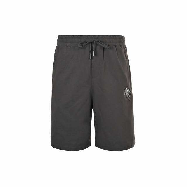 Burberry 25Ss Warhorse embroidered back pocket print shorts. Made of breathable
