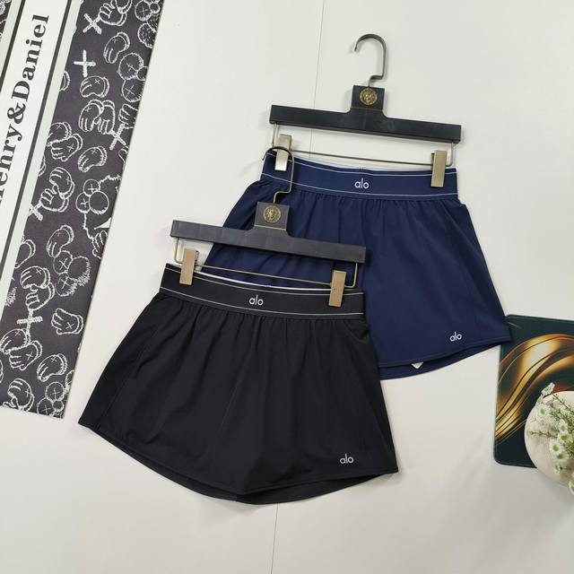 Size Sml Women's 2025 Summer New Arrival Alo Summer Sunscreen Yoga Skirt. A must
