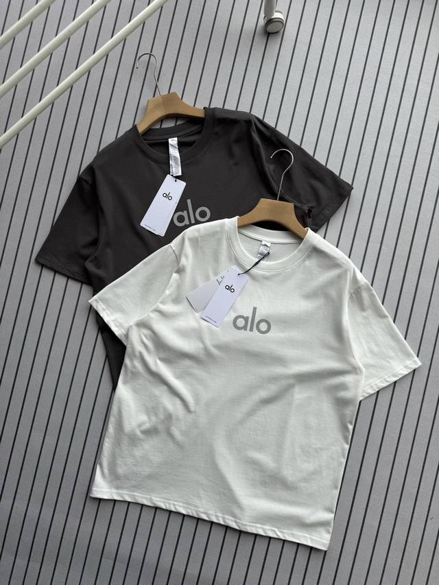 Alo's new oversized, reflective, loose-fitting couple's short-sleeve top is a fu