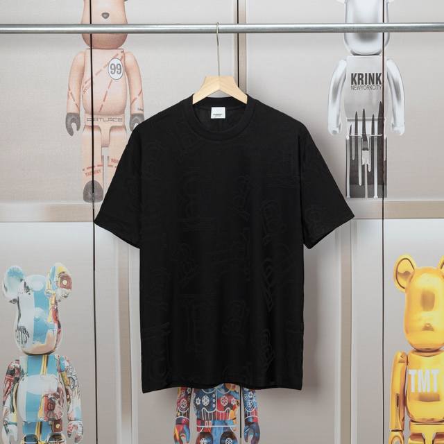 Burberry jacquard short-sleeved T-shirt. Original mold, washed feel, and unique