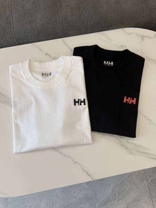 Helly Hansen H2Essential American-style sports casual, round-neck, pullover shor