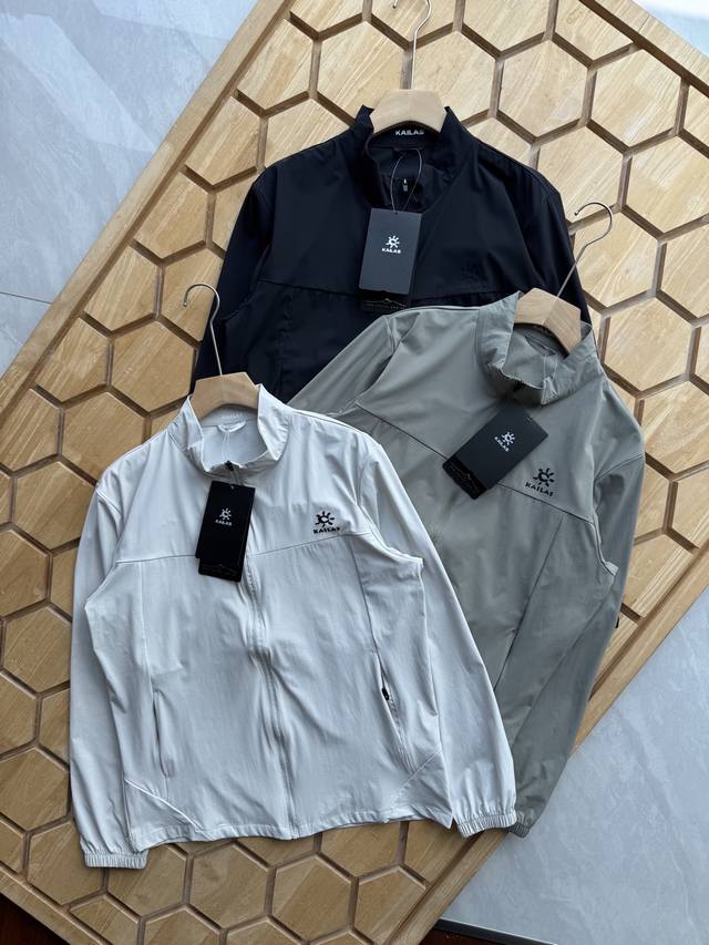 Kailas Lightweight Laser-Perforated Stand-Collar Water-Repellent, Breathable Out