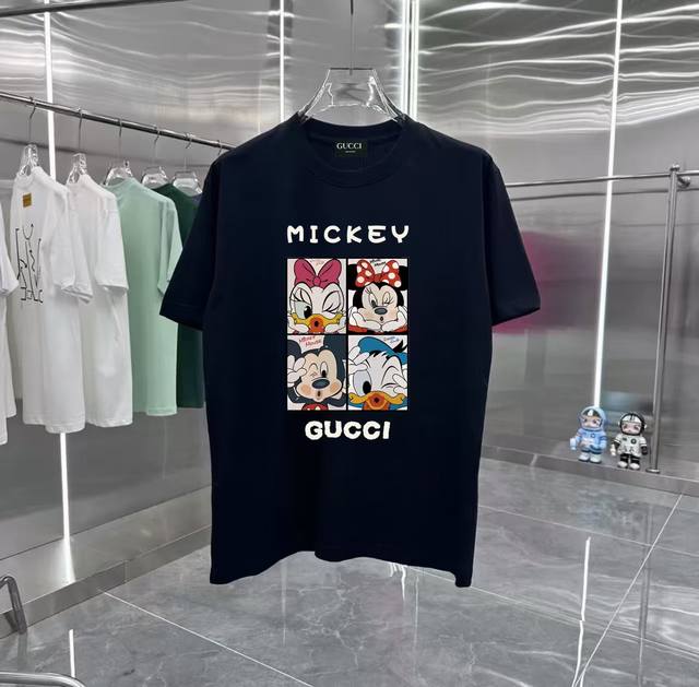 Gucci Mickey Mouse series retro couple print short-sleeved T-shirt with dropped