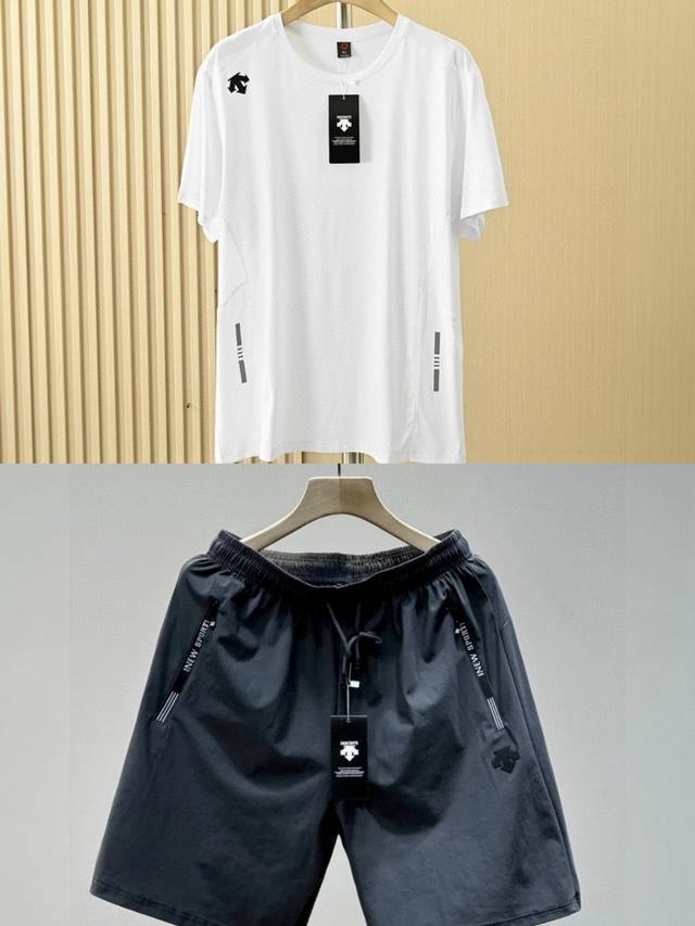 This lightweight Descente summer tricolor shorts and short-sleeve set features a