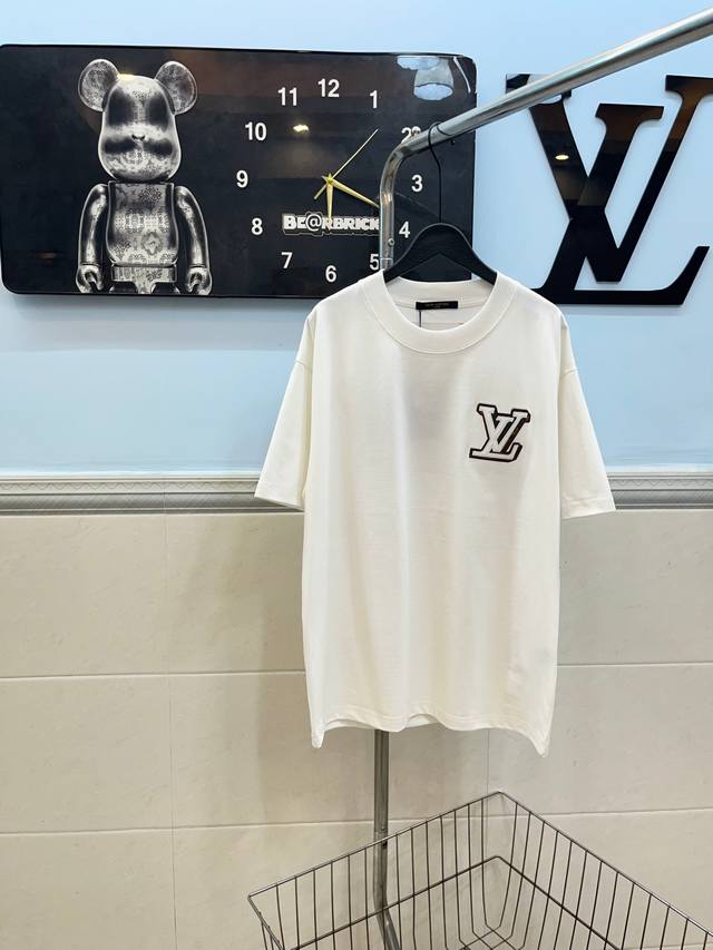 Style 161Louis Vuitton Lv Ss leather label embroidered round neck short sleeves