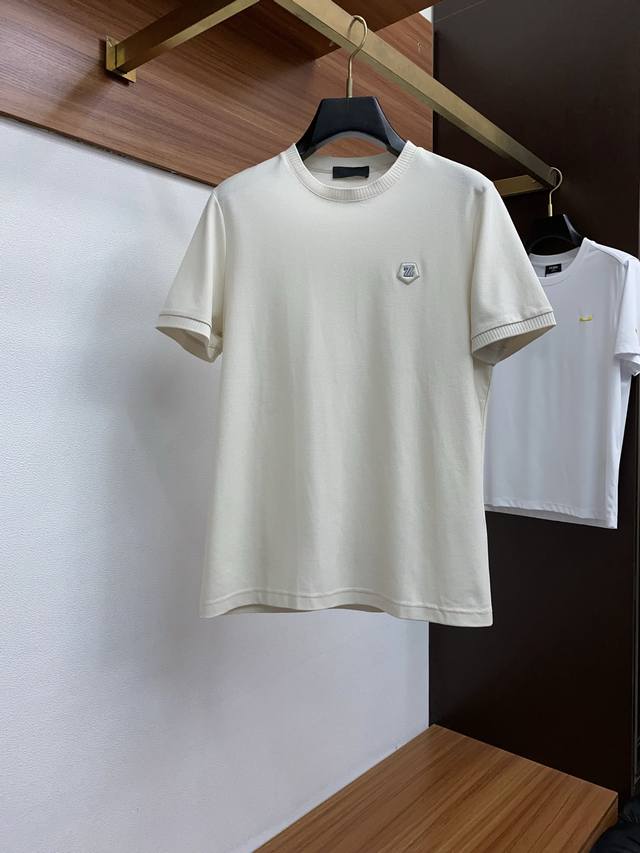 Zegna's new Spring/Summer 2025 fine-grained pique short-sleeved shirt features a