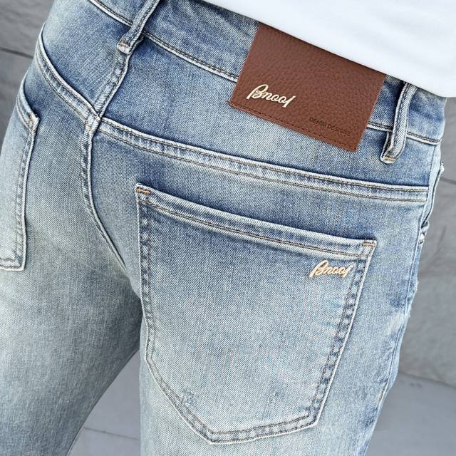 Gucci 2025 Spring/Summer new men's jeans. Made from imported denim, heavily wash