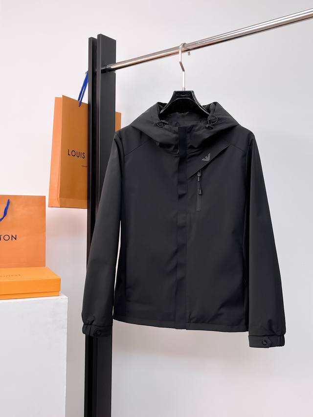 same style as on the official Armani website, now on sale! New Spring 2025 men's