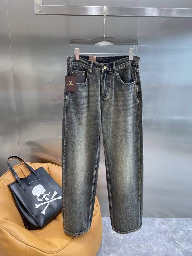 Donkey Lv Black Cow, a must-have denim color for a cool retro summer look . The