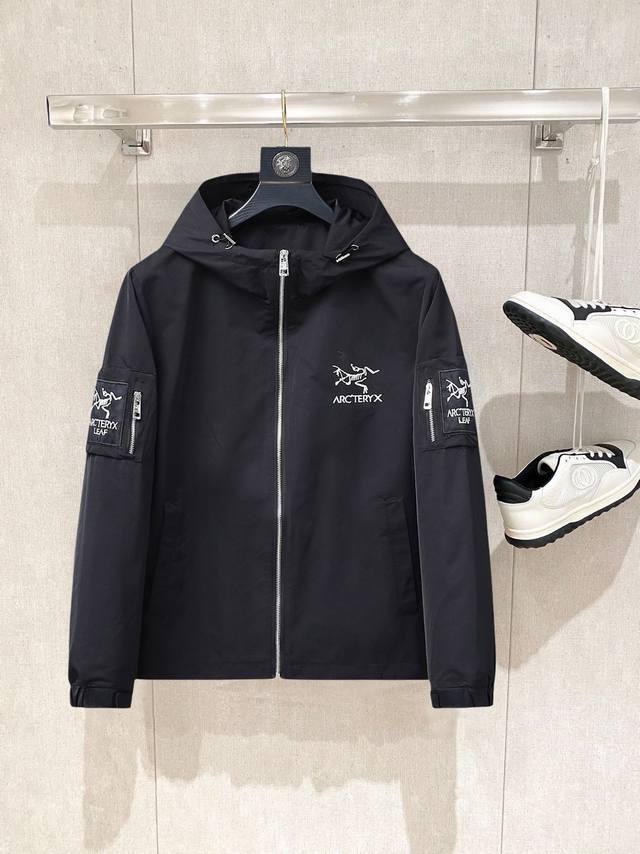 the same style as Arc'teryx's official website, with all three labels complete,