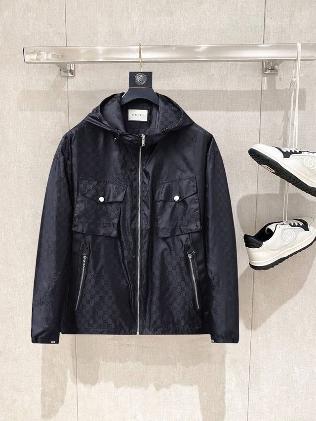 same style as Gucci's official website, with all three labels complete, pre-sale