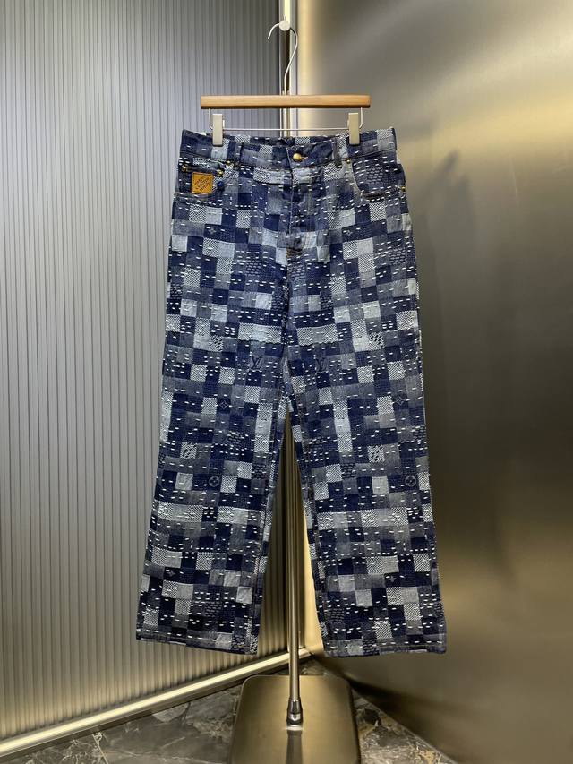 Lv Premium Original Denim Check Embroidery Thread This skateboard is from the 20