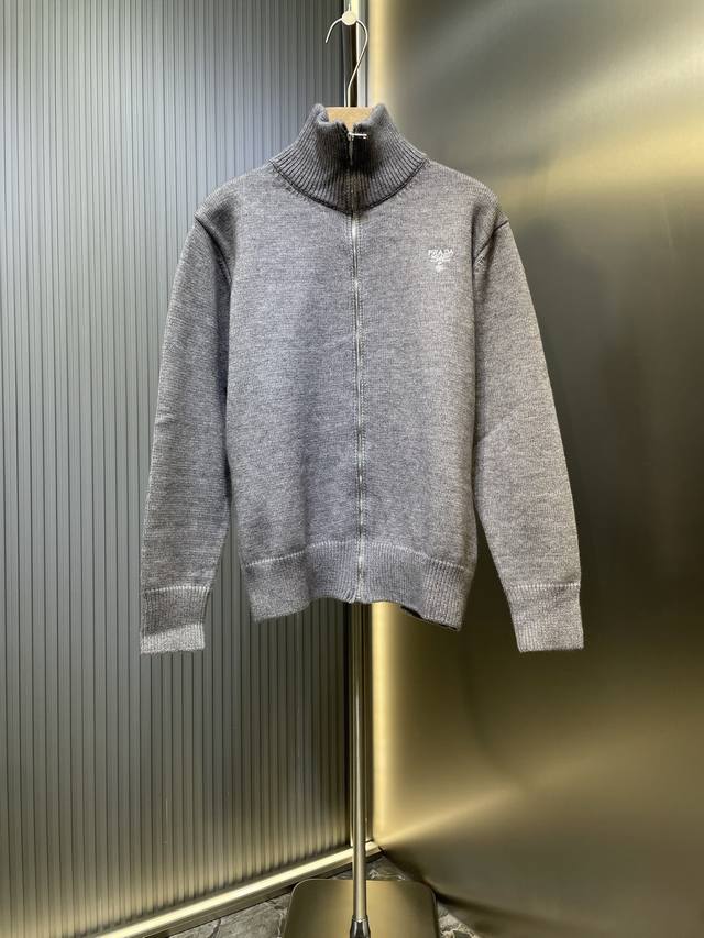 Prada premium original wool embroidered zipper cardigan: Made from Merino wool (