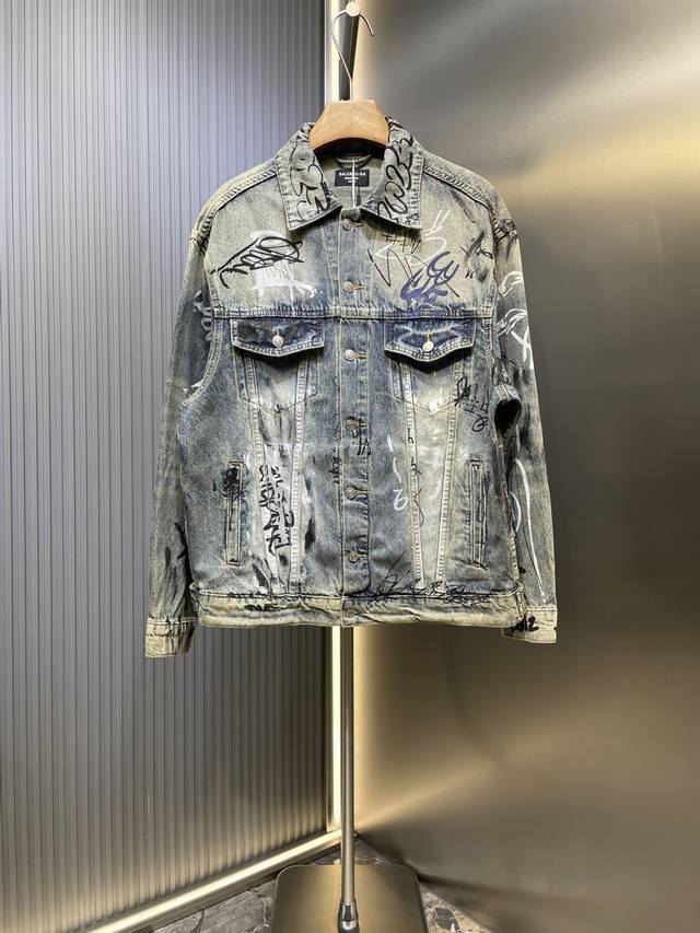 Balenciaga 2025Ss graffiti hand-painted denim jacket, a must-have for everyday m