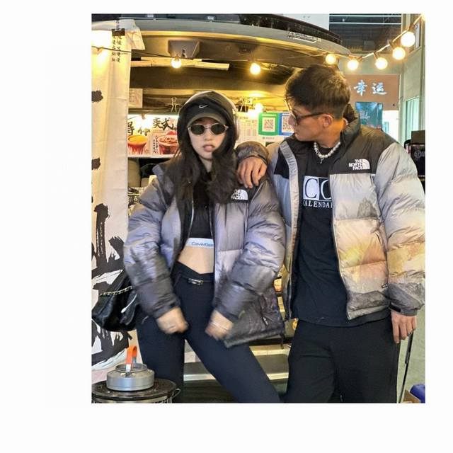 Special Price, Size M, No Returns or Exchanges. The North Face Korean Limited Ed