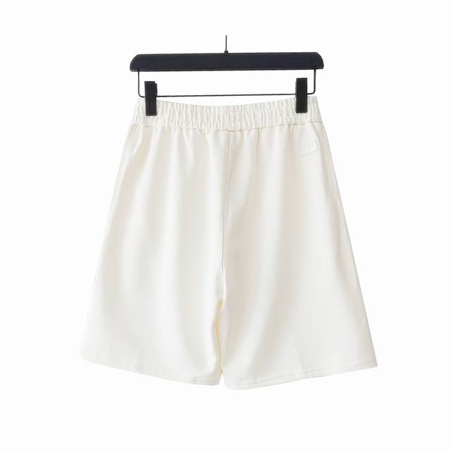 Actual photos and details + size chart Mlb large logo letter print shorts Identi