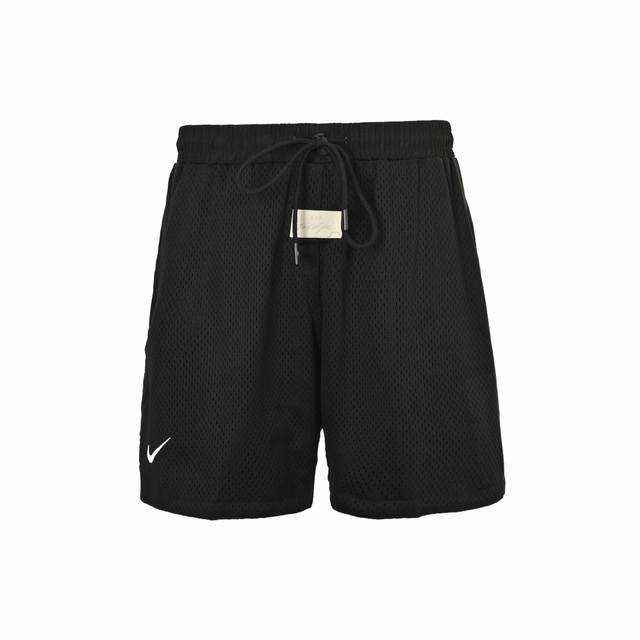 Fear Of God & Nike & Nba three-party joint mesh American shorts. This is Jerry's