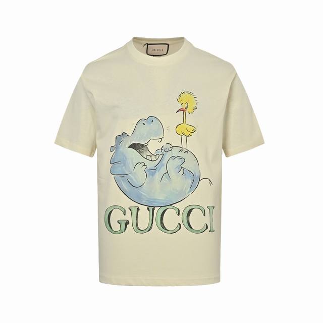 Gucci's fun cartoon print short-sleeve top is made of 32-count double-yarn, 240g