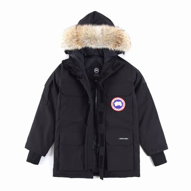 Exclusive photos of the Canada Goose Expedition '08 Parka in black with a white