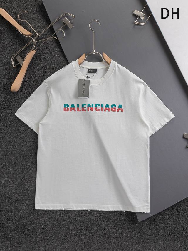 Balenciaga's slightly oversized short-sleeved T-shirt, S-Xl25Ss, a hot seller fr