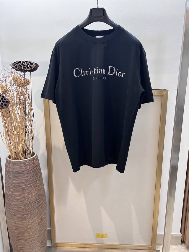 Sizes: S, M, XL. Available in black and white, unisex. As1977364858081. Dio* Di*