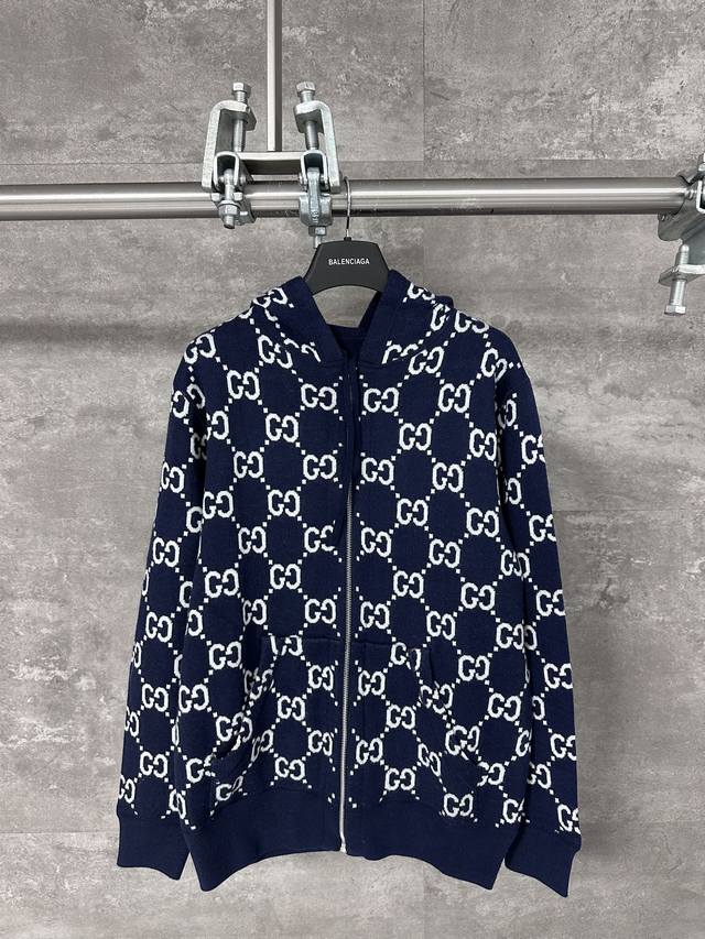 Guuci Double Gg Allover Print Double-Sided Knit Hooded Jacket. This new double-s