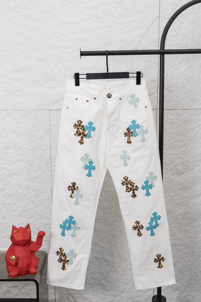 Style No. F074Come Hearts25Ss white pants with three-color leopard print blue je