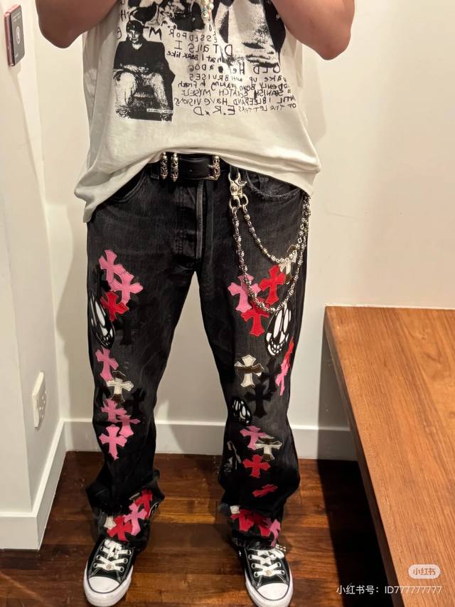 Model photo Chrome Hearts CH three-color leather patchwork with ghost face eleme