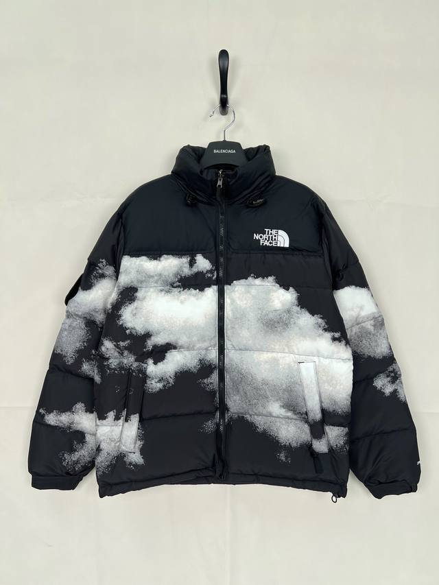 Official, authoritative version of The North Face's 1992 30th Anniversary Classi