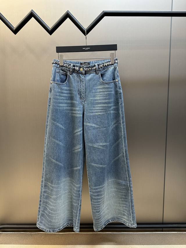 Chanel 25 Retro Washed Denim Jeans with Handwoven Belt Decoration - A Super Laye