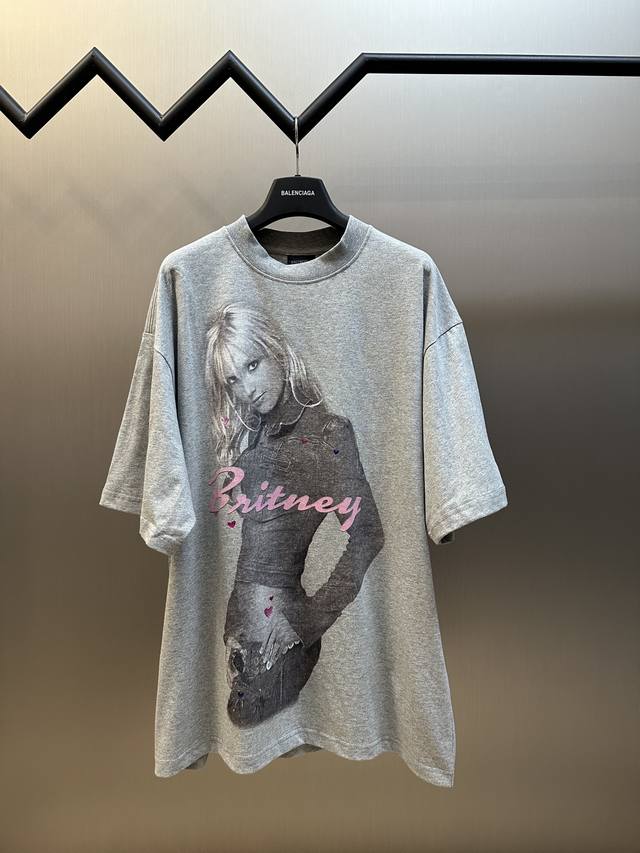 Balenciaga Britney portrait crew neck short-sleeved vintage jersey fabric, made