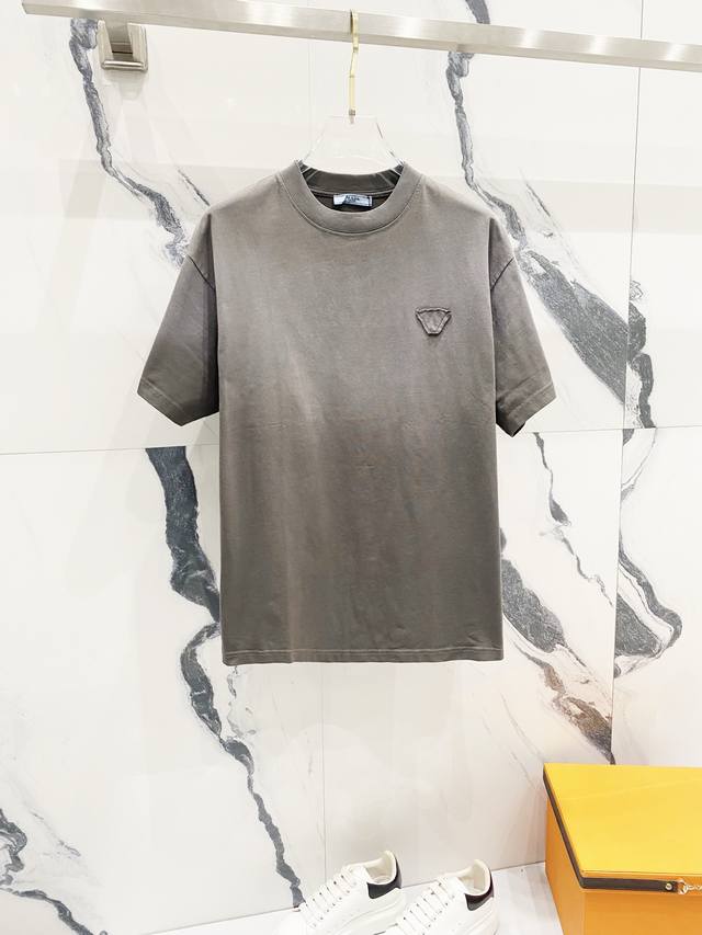 Prada 320g washed short-sleeved shirt with simple triangle patch embroidered log