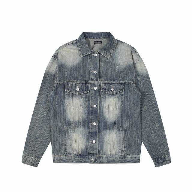 Blcg 23Fw This Balenciaga denim jacket with rhinestone backs was originally purc
