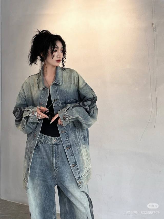 Model photo Balenciaga Fw24 Sanskrit totem print denim loose jacket, a must-have