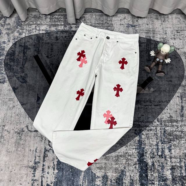 Chroe Hets Ch Chroe Hearts leather jeans, customized with metal buttons, washed