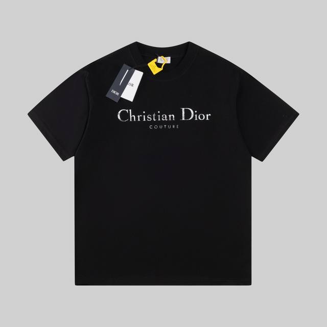 This high-top Dio*25Ss Christian Dior Couture T-shirt, a new addition to the Fal