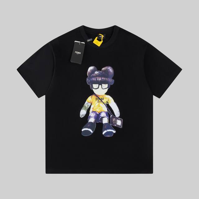 High-end version of Fendi's new printed T-shirt, simple, stylish and exquisite,