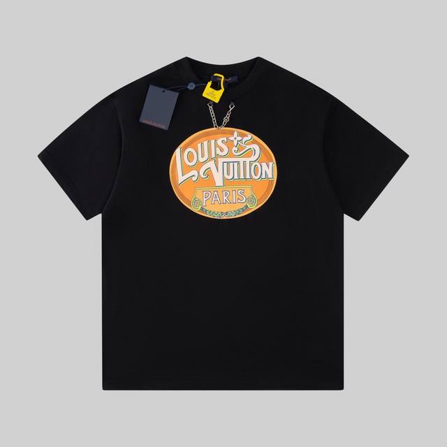This high-end LVJIA 25Ss T-shirt is crafted from soft, breathable cotton knit. I