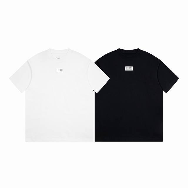 2033 High-quality Maison Margiela short-sleeved T-shirt with simple label. Craft