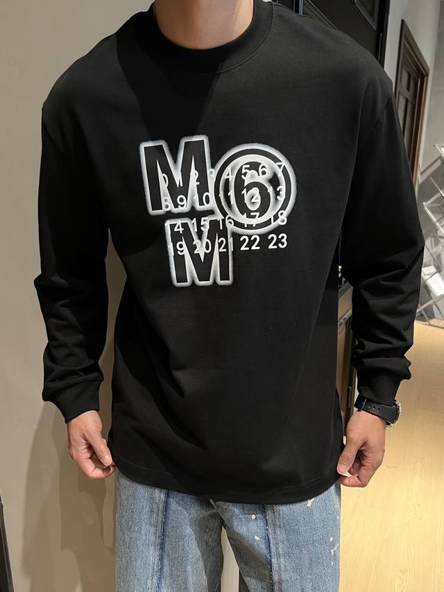 Maison Margiela Mm6's digital print long-sleeved T-shirt is so cool! It's suitab